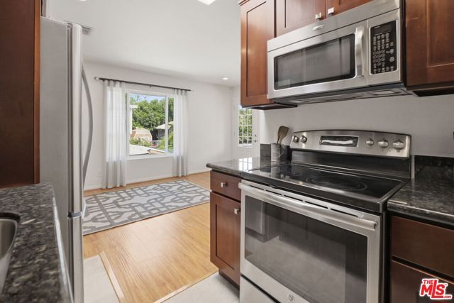 340 N La Fayette Park Place, Los Angeles, CA 90026