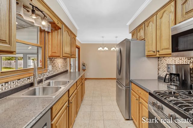 1290 Cardinal Circle Drive, Muskegon Twp, MI 49445