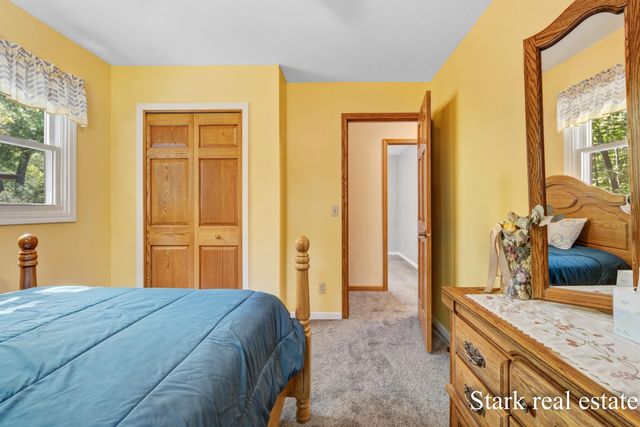 1290 Cardinal Circle Drive, Muskegon Twp, MI 49445