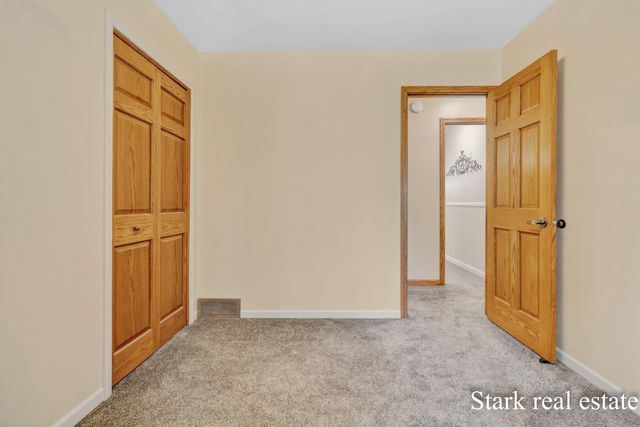 1290 Cardinal Circle Drive, Muskegon Twp, MI 49445