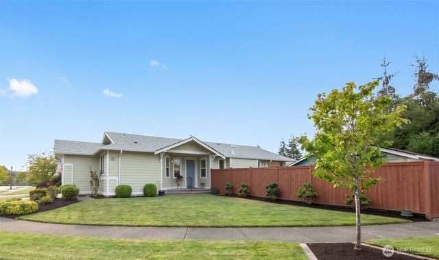 8442 Bainbridge Loop NE, Lacey, WA 98516