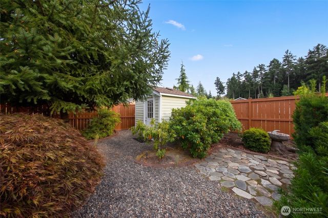 8442 Bainbridge Loop NE, Lacey, WA 98516