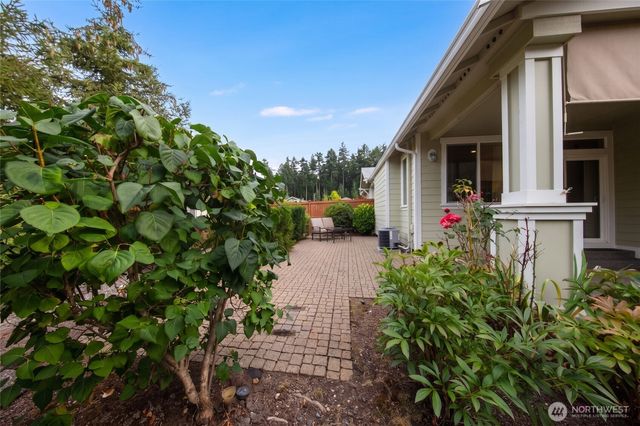 8442 Bainbridge Loop NE, Lacey, WA 98516
