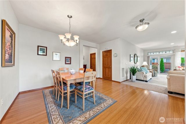 8442 Bainbridge Loop NE, Lacey, WA 98516