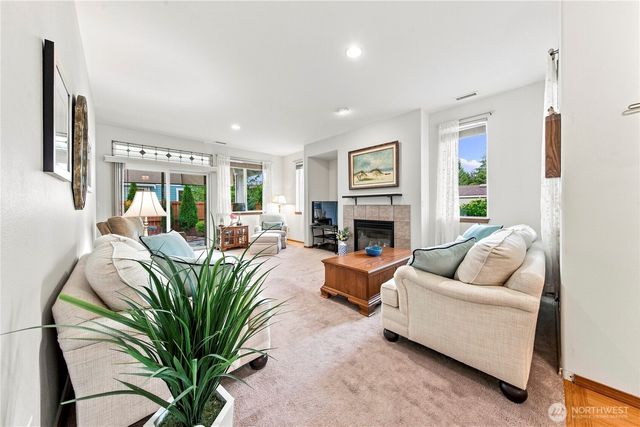 8442 Bainbridge Loop NE, Lacey, WA 98516