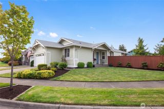 8442 Bainbridge Loop NE, Lacey, WA 98516