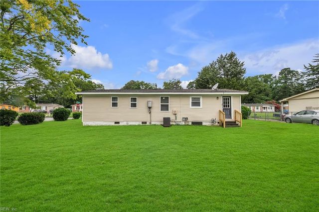 1209 Lake Kennedy DR, Suffolk, VA 23434