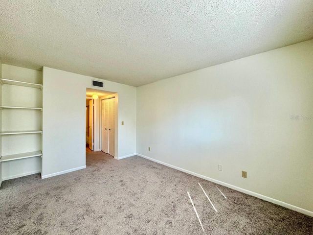6324 NEWTOWN CIRCLE 24B5, Tampa, FL 33615