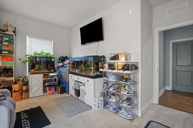 1328 N SEWARDS CT, Aberdeen, MD 21001