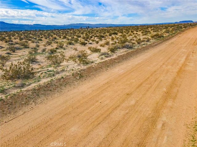 123 Kiloran St, Newberry Springs, CA 92365