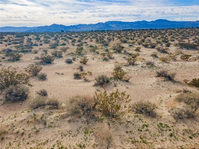 123 Kiloran St, Newberry Springs, CA 92365