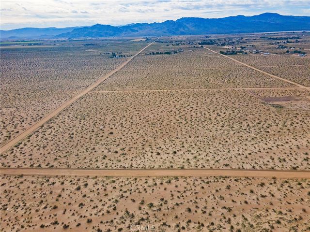 123 Kiloran St, Newberry Springs, CA 92365