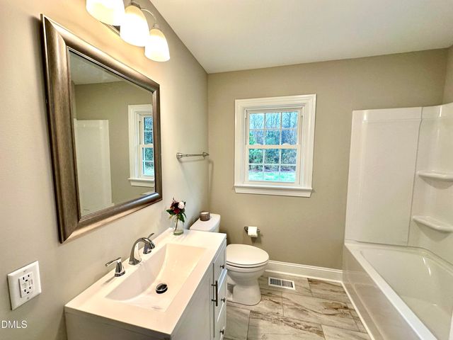 9838 Hinnant-Edgerton Road, Kenly, NC 27542