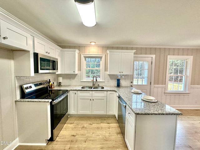 9838 Hinnant-Edgerton Road, Kenly, NC 27542