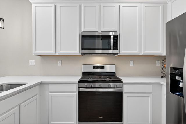 2076 Solara Loop NE, Rio Rancho, NM 87144