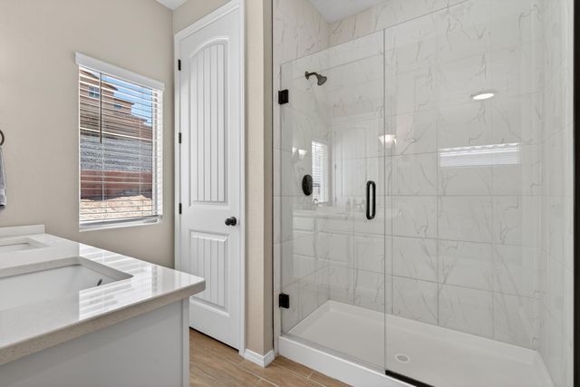 2076 Solara Loop NE, Rio Rancho, NM 87144