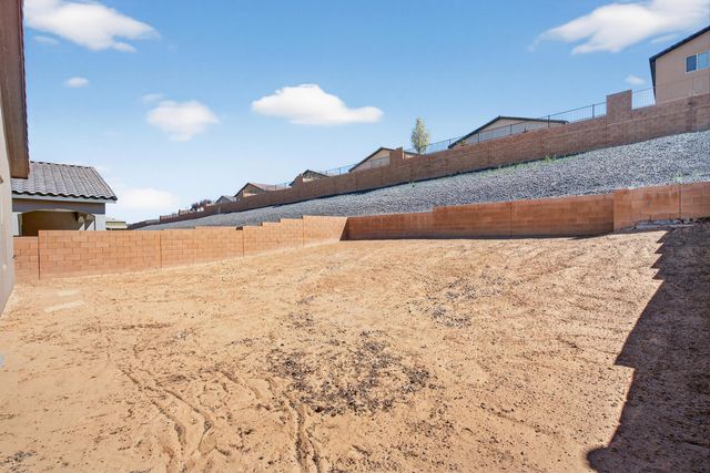 2076 Solara Loop NE, Rio Rancho, NM 87144