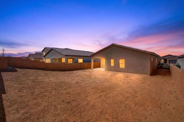 2076 Solara Loop NE, Rio Rancho, NM 87144