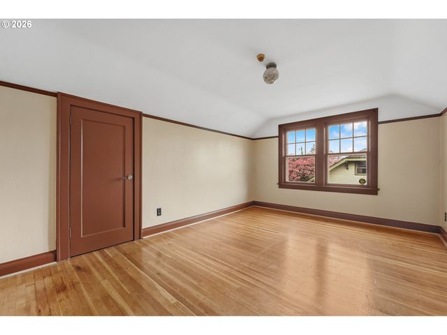 4212 Se 79TH Ave, Portland, OR 97206