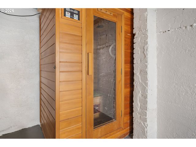 4212 Se 79TH Ave, Portland, OR 97206