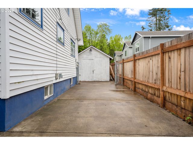 4212 Se 79TH Ave, Portland, OR 97206