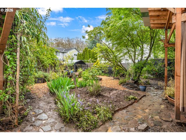 4212 Se 79TH Ave, Portland, OR 97206