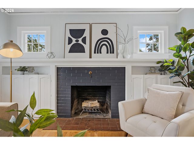 4212 Se 79TH Ave, Portland, OR 97206