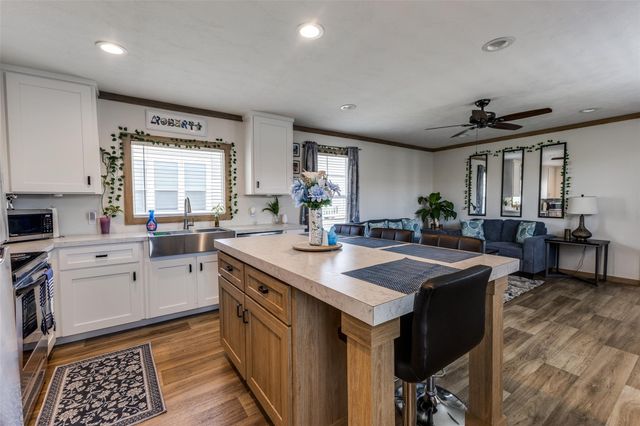 12401 Shiflet DR 765, Del Valle, TX 78617