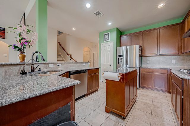 5626 Jay Thrush Drive, Richmond, TX 77407