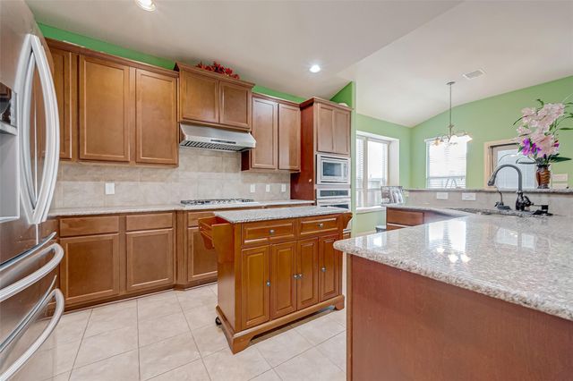 5626 Jay Thrush Drive, Richmond, TX 77407