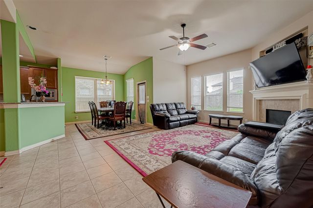 5626 Jay Thrush Drive, Richmond, TX 77407
