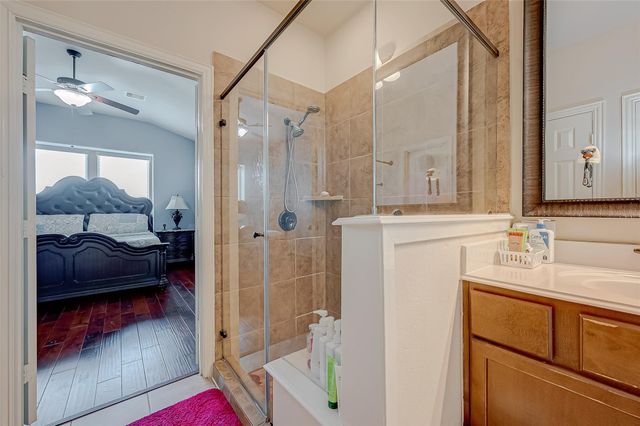 5626 Jay Thrush Drive, Richmond, TX 77407