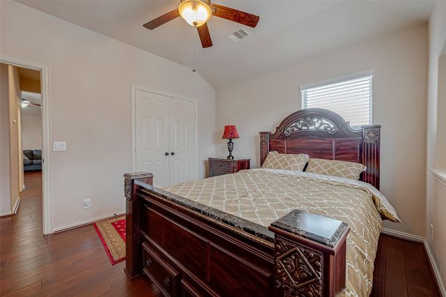 5626 Jay Thrush Drive, Richmond, TX 77407