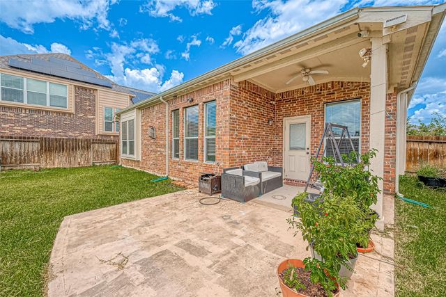 5626 Jay Thrush Drive, Richmond, TX 77407