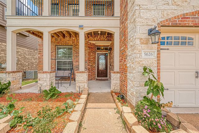 5626 Jay Thrush Drive, Richmond, TX 77407