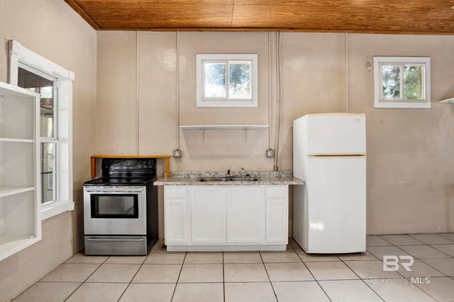 17037 County Road 28, Summerdale, AL 36580