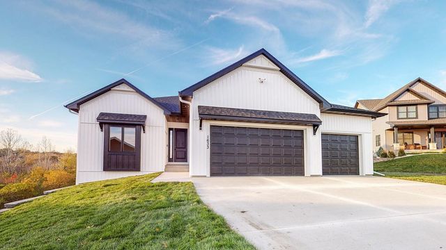 928 Milborne Lane NW, Rochester, MN 55901