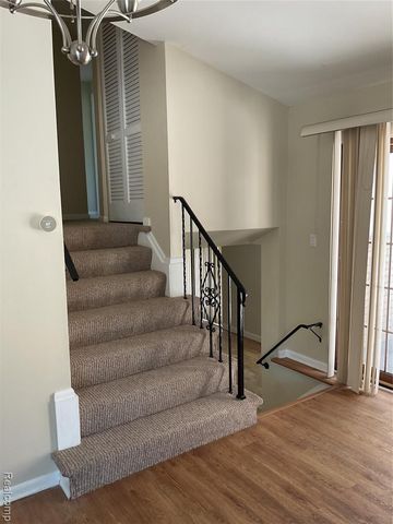 7096 Riverstone Road, West Bloomfield, MI 48322