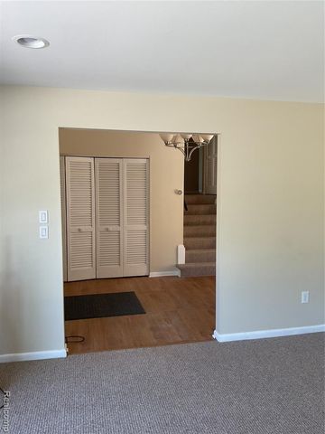 7096 Riverstone Road, West Bloomfield, MI 48322