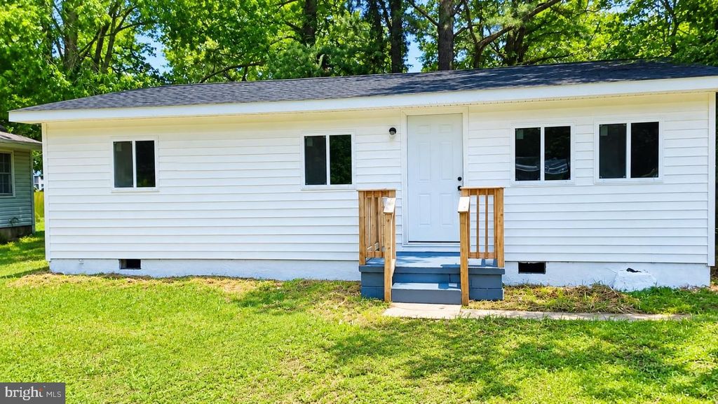 21352 CAMBRIDGE AVE, Lexington Park, MD 20653