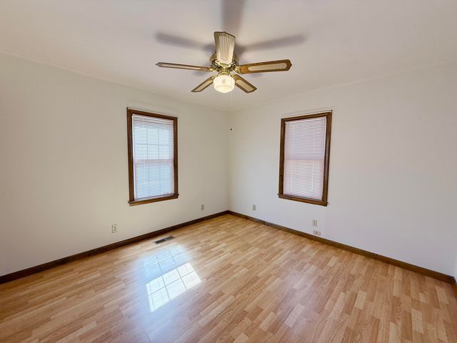 1902 G Street NW, Miami, OK 74354