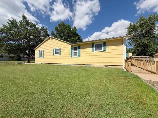 1902 G Street NW, Miami, OK 74354