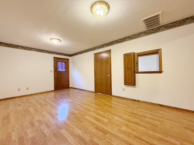 1902 G Street NW, Miami, OK 74354