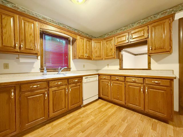 1902 G Street NW, Miami, OK 74354