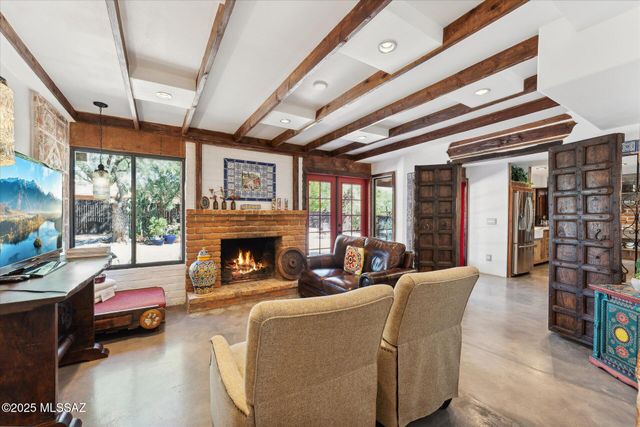 7741 E Camino Bavispe, Tucson, AZ 85715