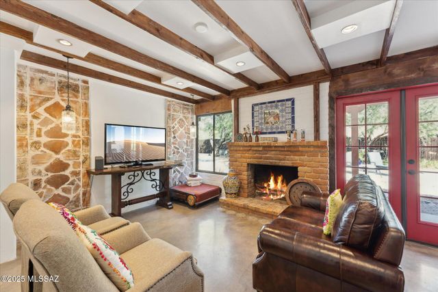 7741 E Camino Bavispe, Tucson, AZ 85715