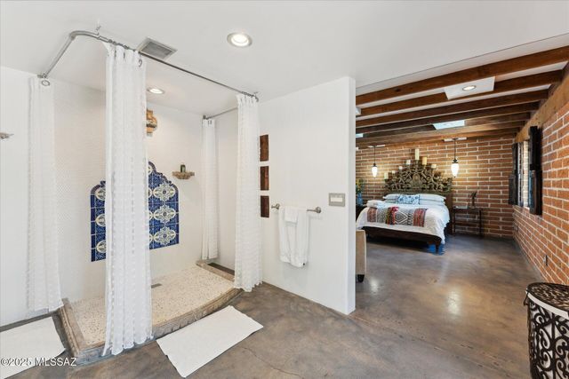 7741 E Camino Bavispe, Tucson, AZ 85715