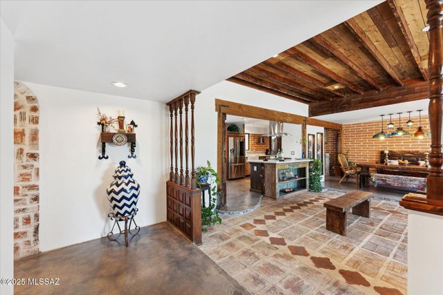 7741 E Camino Bavispe, Tucson, AZ 85715