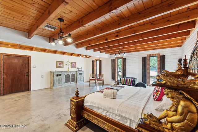 7741 E Camino Bavispe, Tucson, AZ 85715