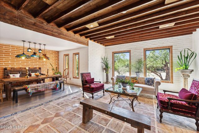 7741 E Camino Bavispe, Tucson, AZ 85715